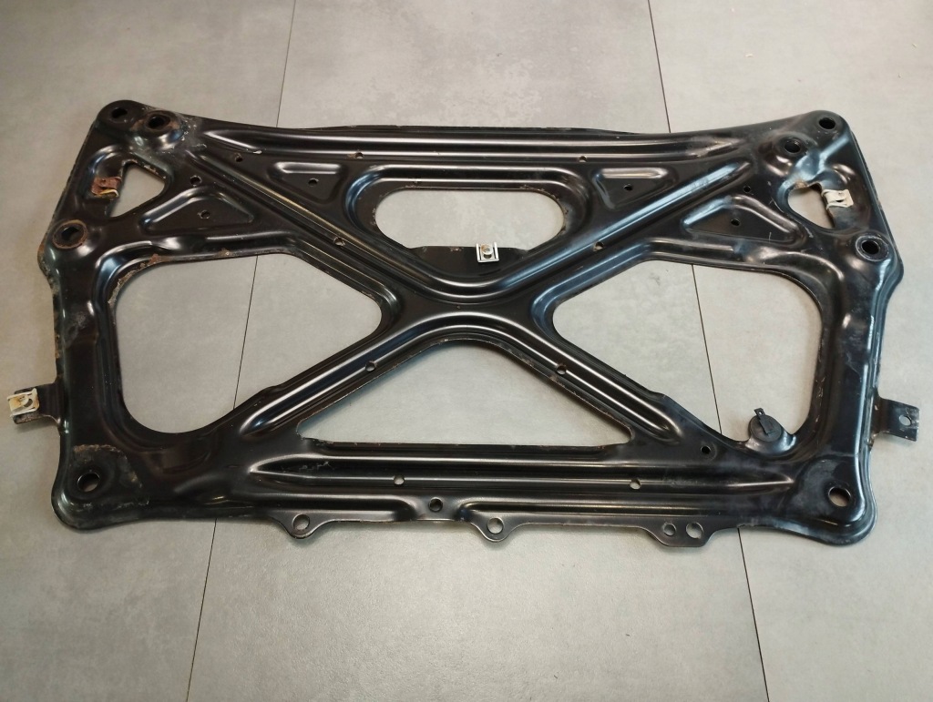 фото №1, Audi a7 4g 2016 кронштейн рама вспомогательная 4h0399345q