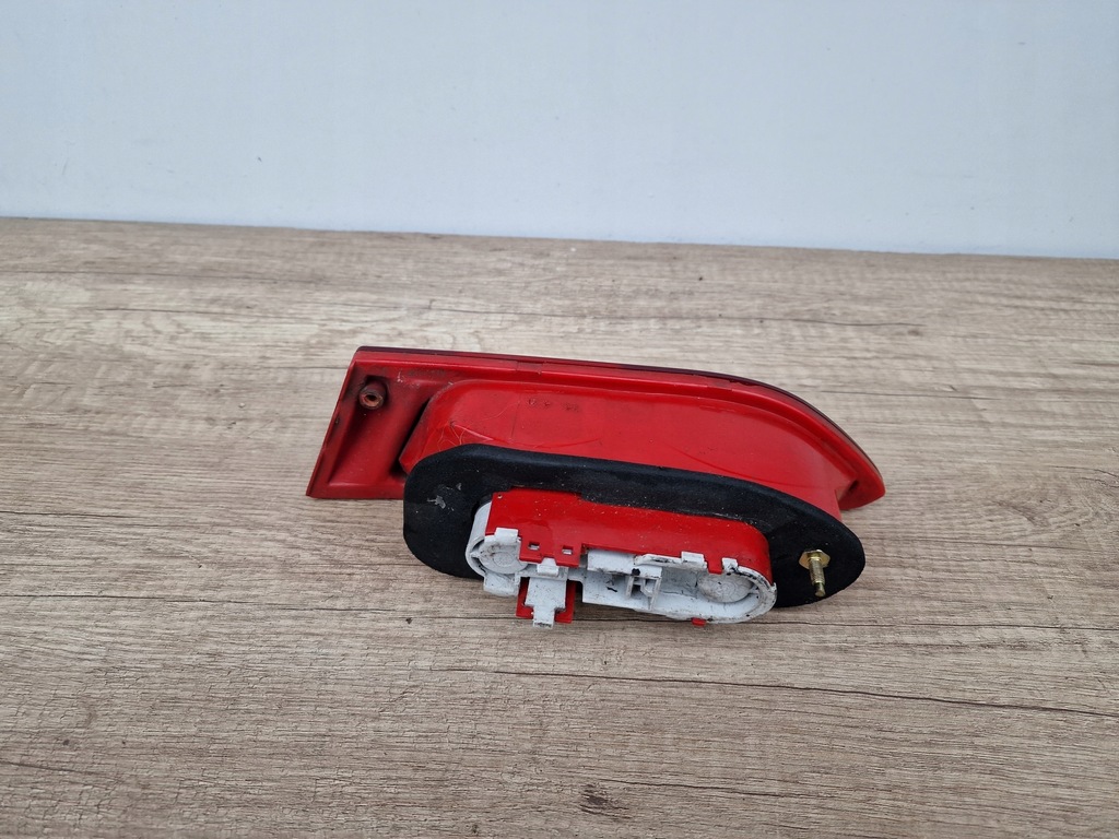 фото №3, Alfa romeo 156 левая лампа w крышка задняя + вкладыш