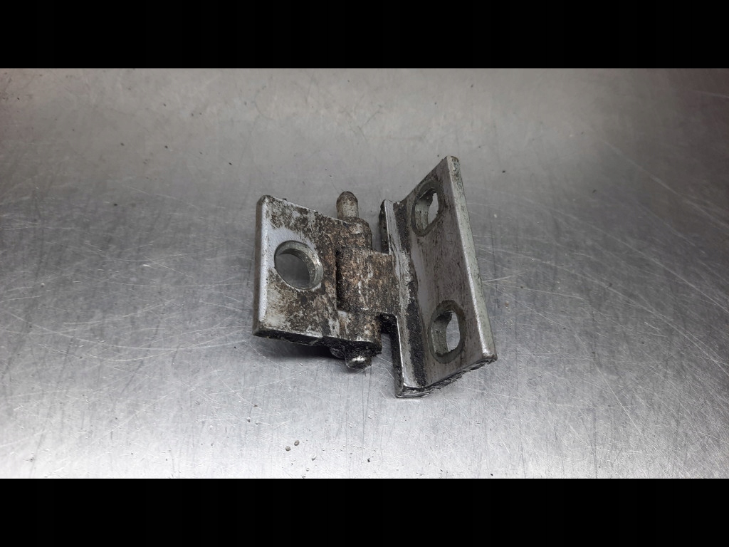 фото №1, Петля дверь левый volvo s60 v70 ii