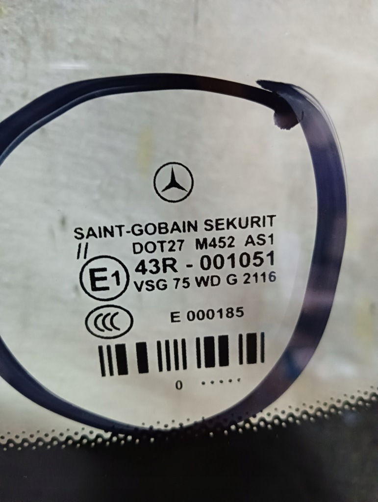 Стекло передняя mercedes w212 2009- датчик подогрев оригинал Оригинал