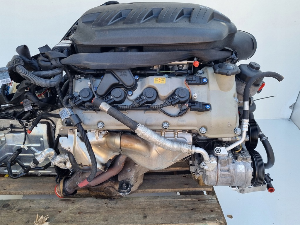 фото №13, Двигатель bmw e90 e92 e93 m3 4.0 v8 420km tylko 134tyś s65b40a po осмотр