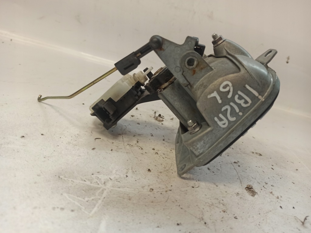 фото №8, Seat ibiza 3 iii 6l ручка крышки багажника 6l6827573d