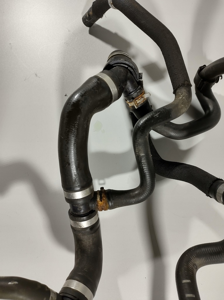 фото №9, Volvo v70 2.0 d4 15r- wąż шланг wody