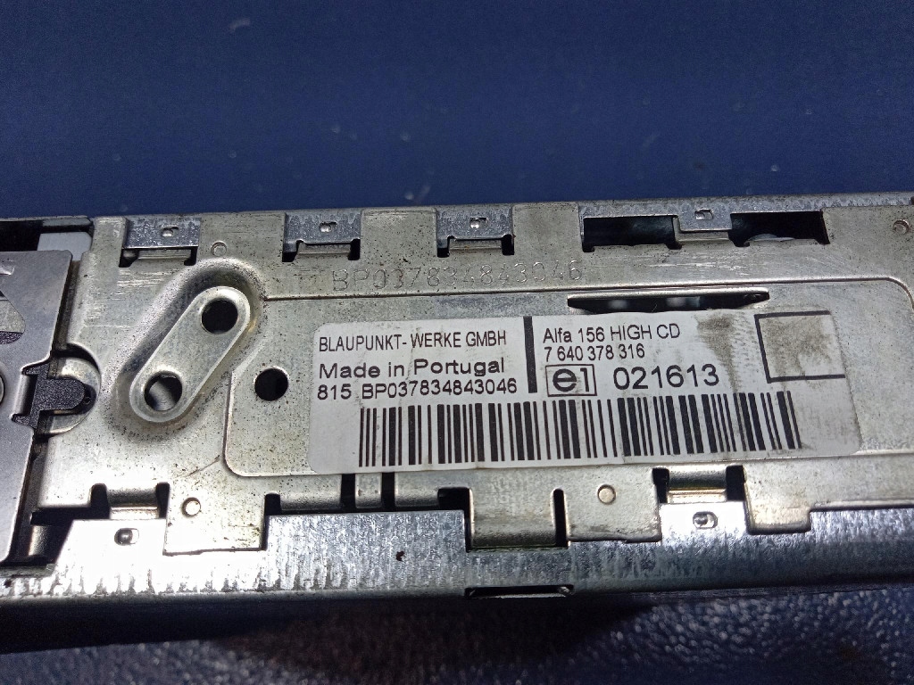 Alfa romeo 156 радио cd заводской 1560342090 Недорого