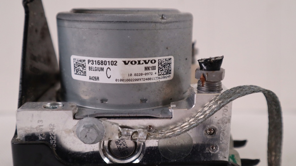 Volvo xc90 ii 2.0 t8 plug in насос abs 31680102, 31680099 Недорого