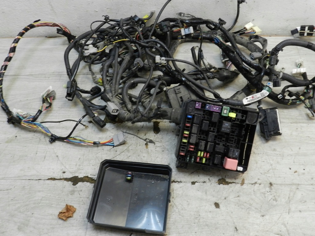 фото №1, C4 aircross 1.6 e-hdi электропроводка отсек двигатель