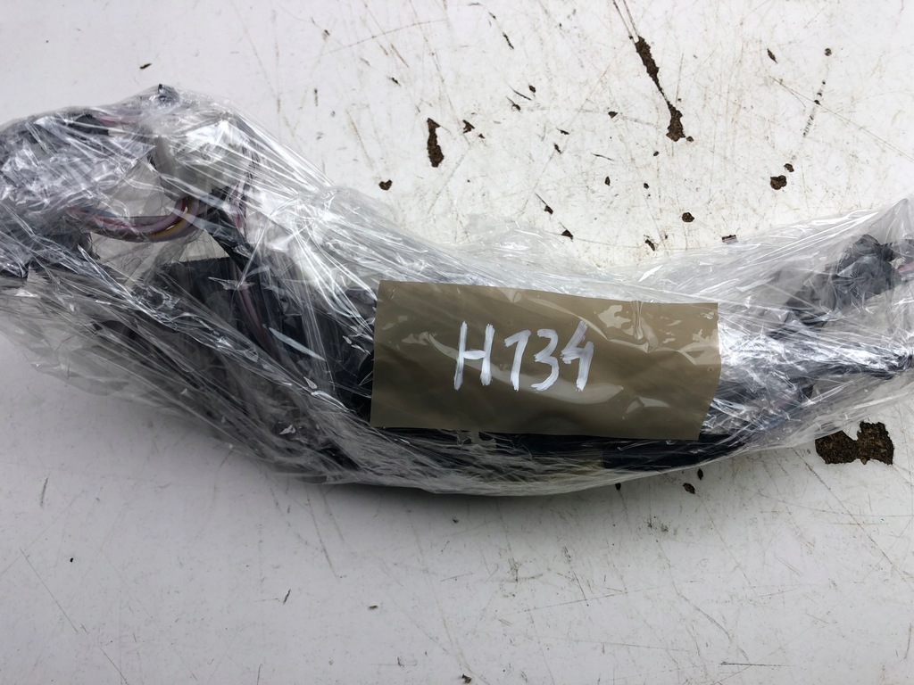 фото №7, Toyota yaris iii жгут дверь правая 82153-0d710-d