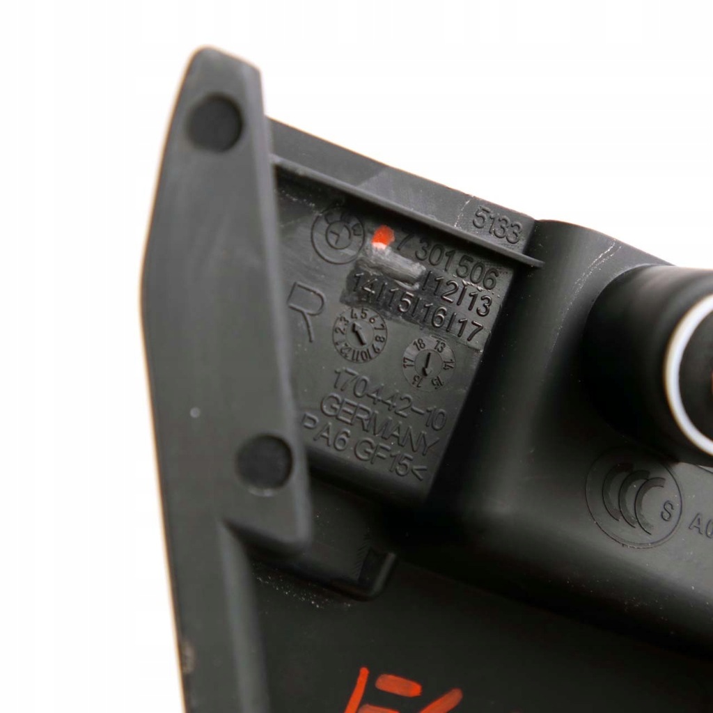 фото №12, Bmw f45 защита угловая дверь передних правая треугольник прокладка 7301506