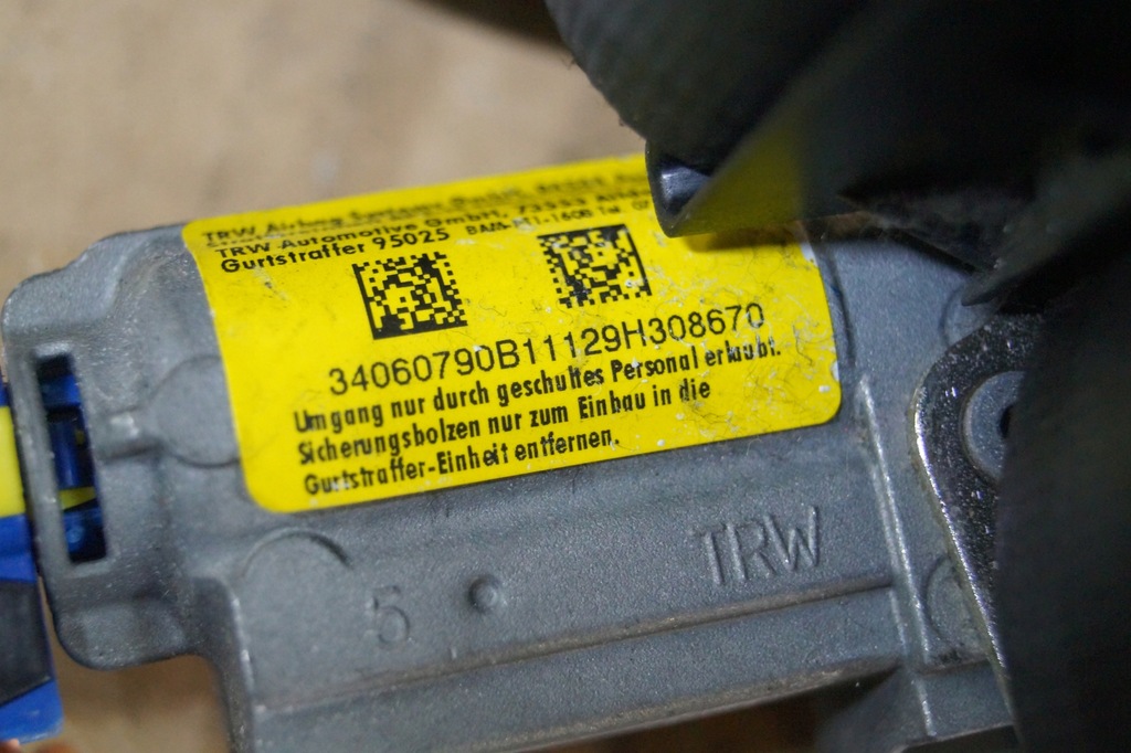 фото №12, Pas безпеки правий перед peugeot 3008 i