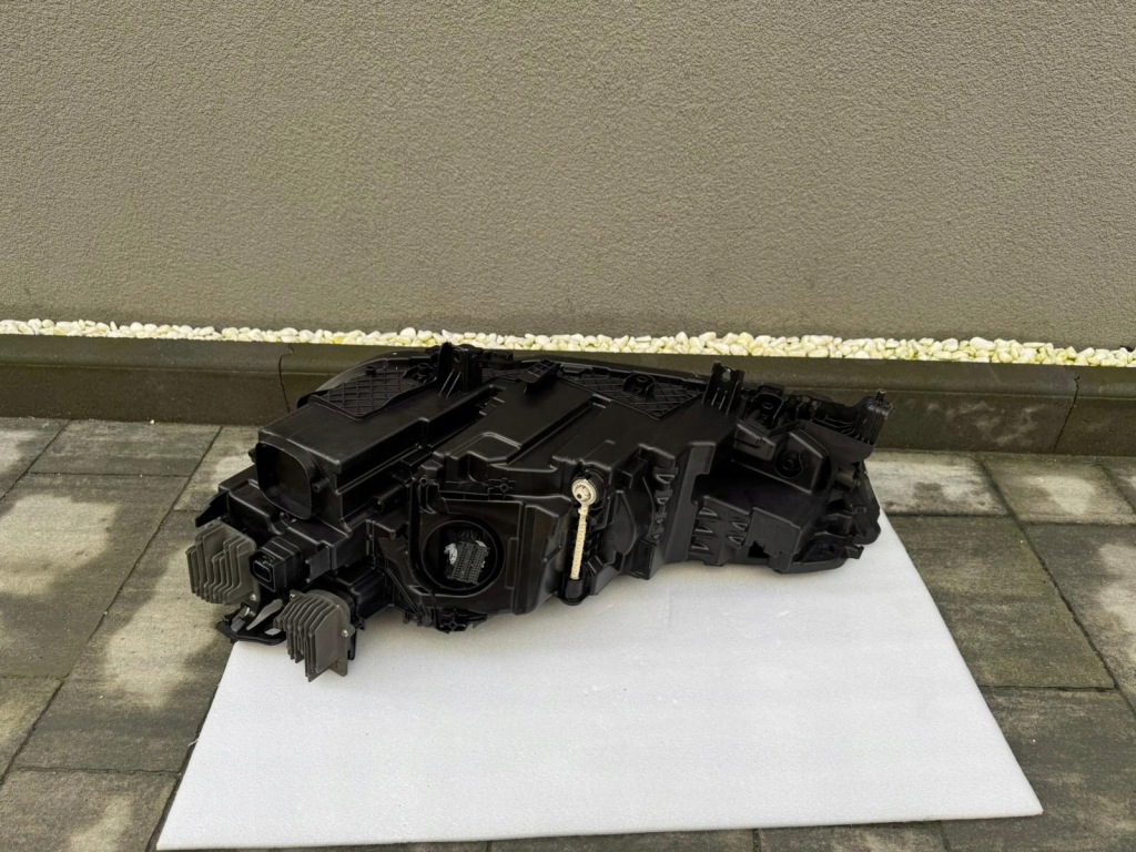 фото №3, Лампа правая bmw ix full led