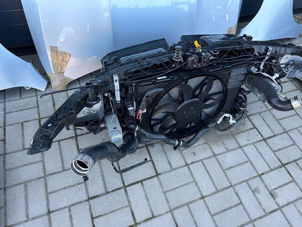 фото №10, Mercedes cla w118 kompletny перед amg lift