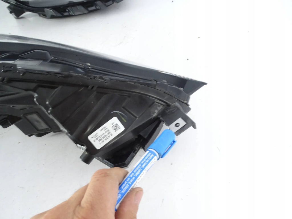 Фара перед передняя левая tesla 3 full led Недорого