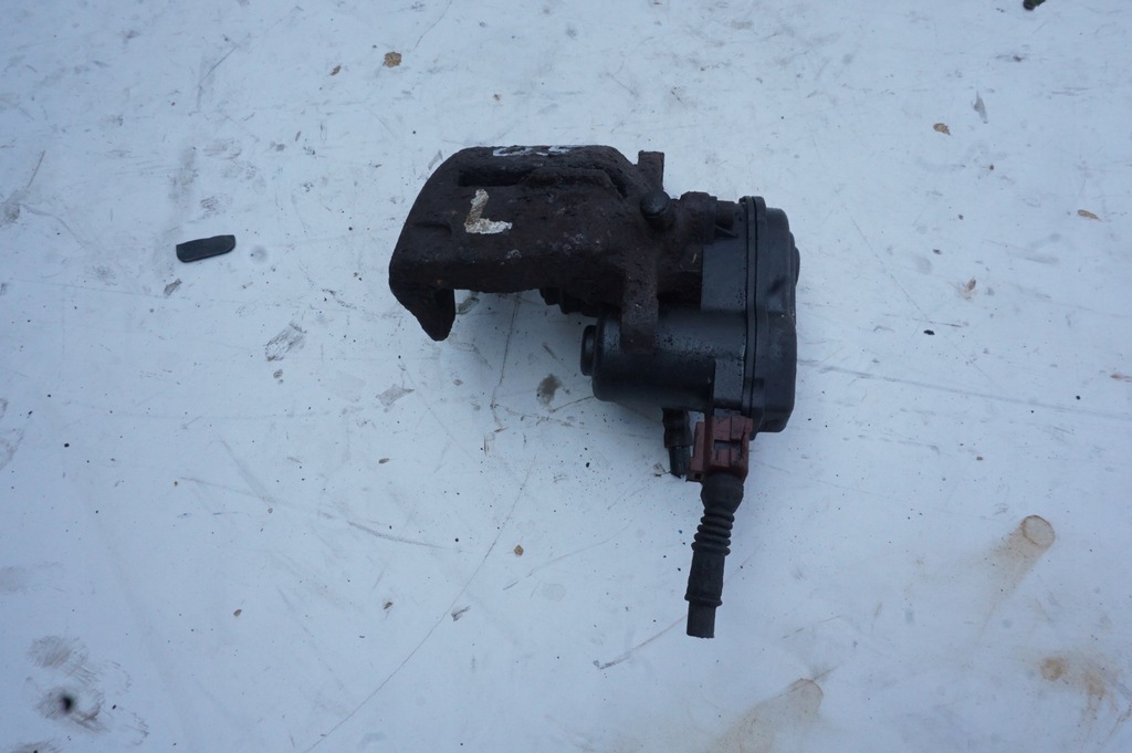 фото №1, Суппорт el левый задняя audi q5 8r