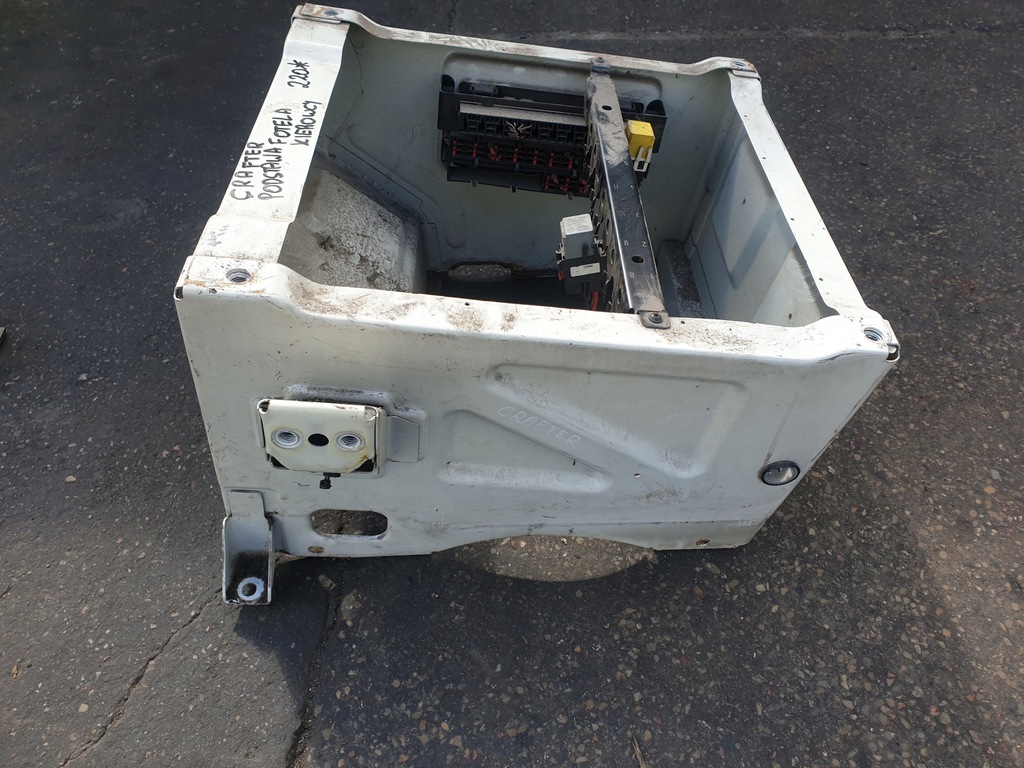 фото №5, Основание коробка сиденье водителя vw crafter