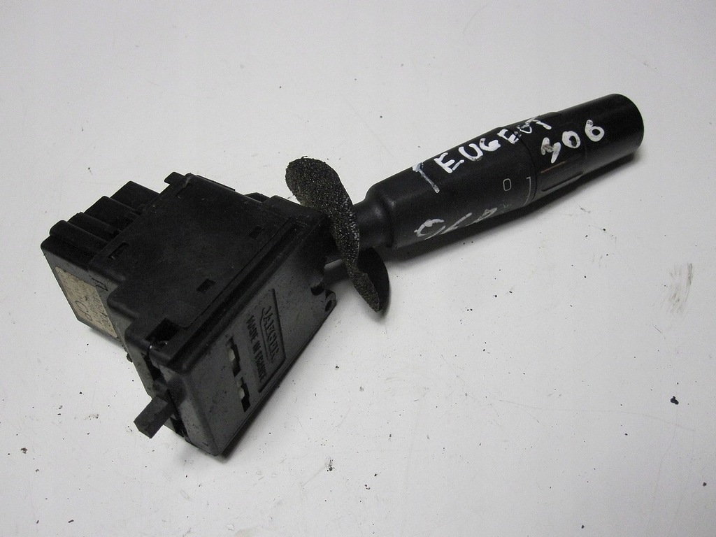 фото №1, Рычаг света peugeot 306 96r