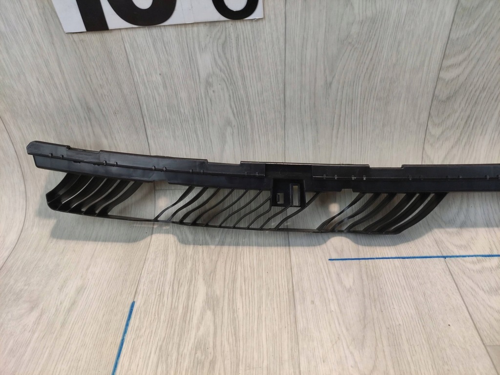 фото №8, Vw touran iii напрямна кронштейн бампера задня 5ta807863