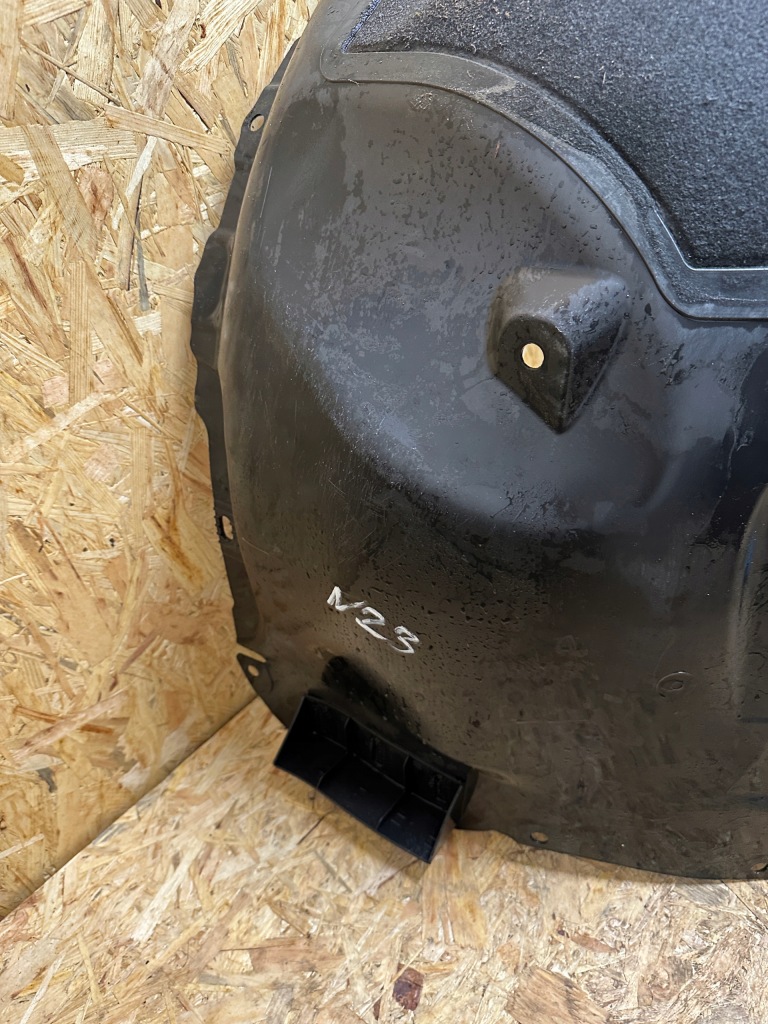 Tesla y подкрылок передние правое в Украине