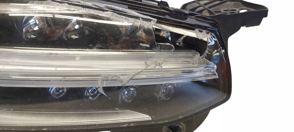 Volvo xc90 2 рестайлинг  фара правый  правый перед full led европа  32342483 с Разборки