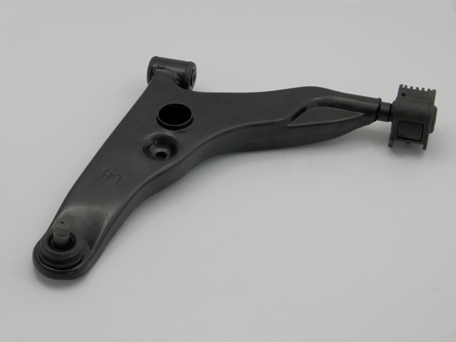 фото №2, Важіль передній carisma 99- /нижній лівий/ space star