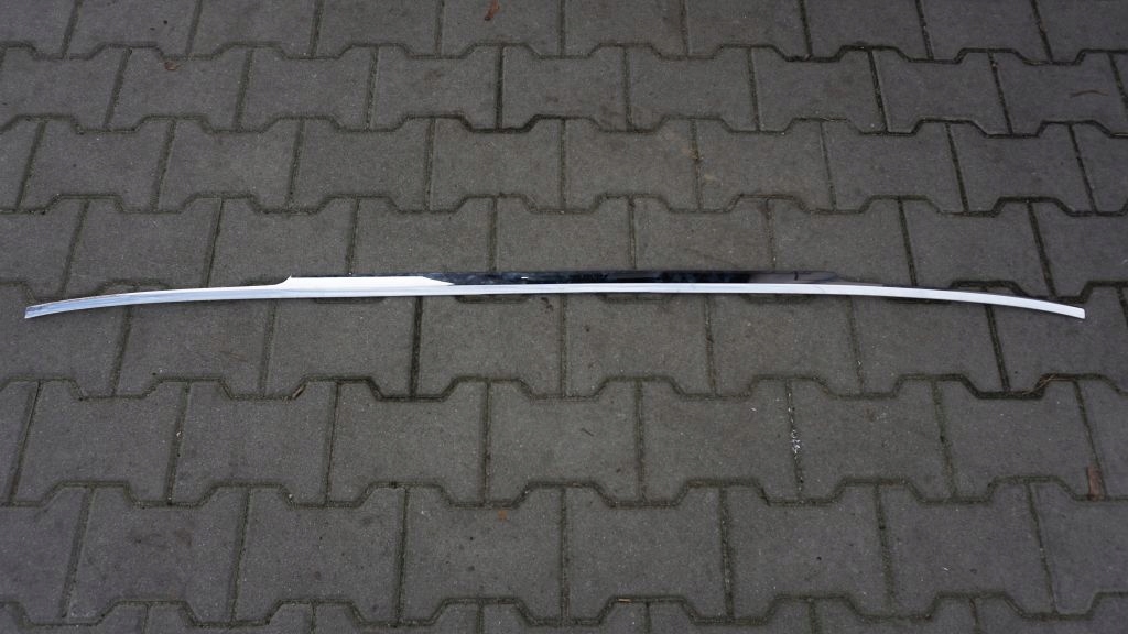 фото №1, Mercedes gls x167 a1677430100 хром молдинг крышки багажника