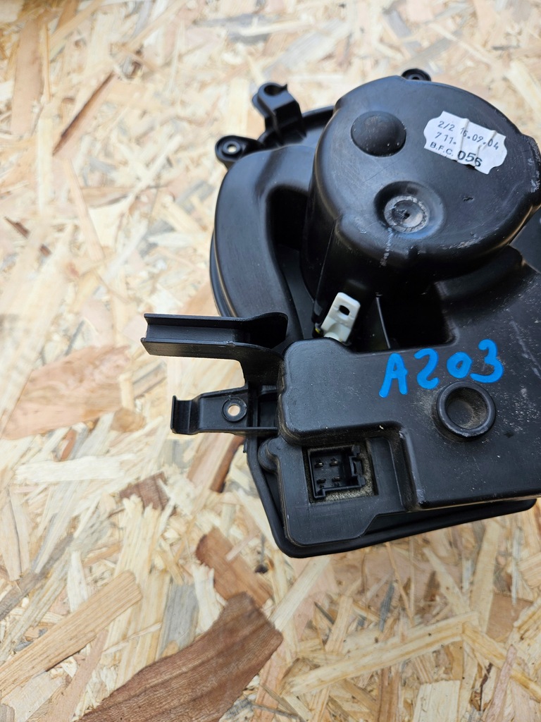 фото №6, Mercedes w203 вентилятор кабины eu