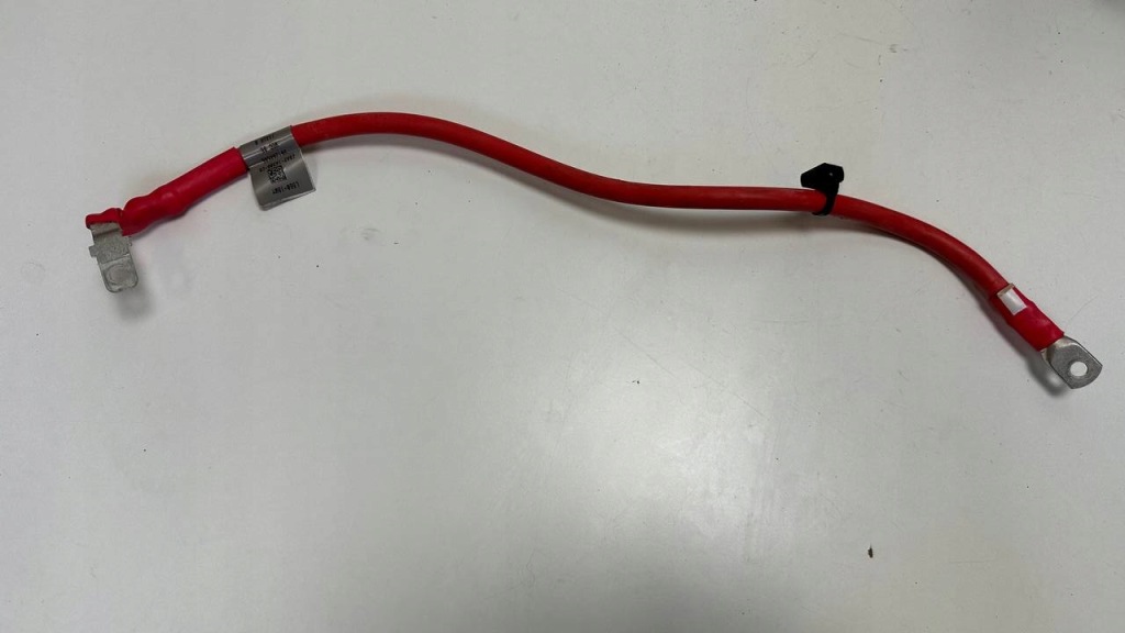 фото №1, Шланг клемма аккумулятор velar l560 f-pace x761