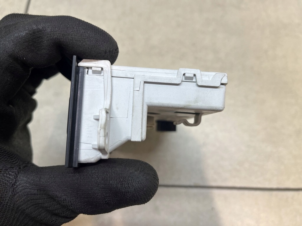 фото №5, Дисплей экран радио peugeot 1007 1.4 16v 9648634177