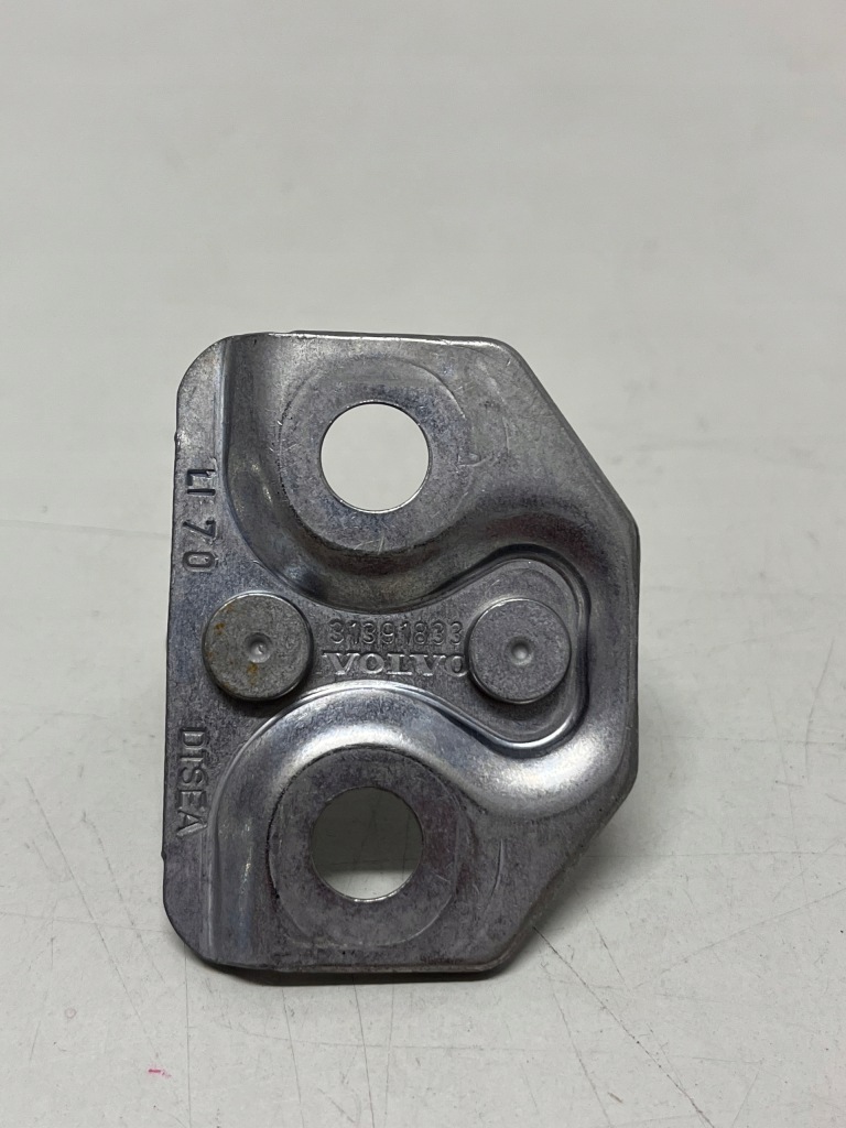 фото №2, Засов дверь volvo v40