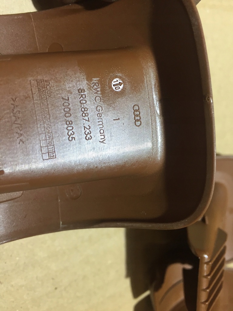 фото №15, Audi q5 8r заглушка isofix задняя комплект 8r0887233