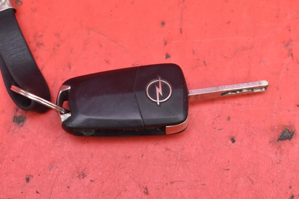 Замок зажигания ключ n0501881 opel astra 3 3 h 1.7 cdti 100 km рестайлинг  04-07 Цена
