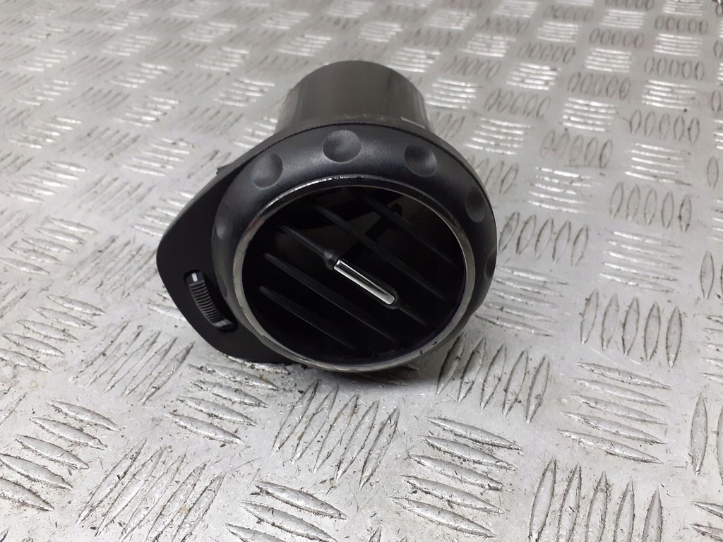 фото №1, Решётка обдув правая alfa romeo 147 fl