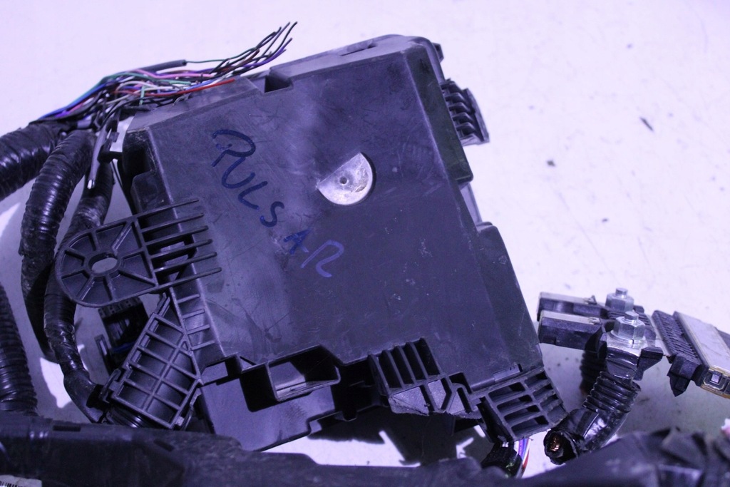 фото №6, Корпус предохранителей nissan pulsar