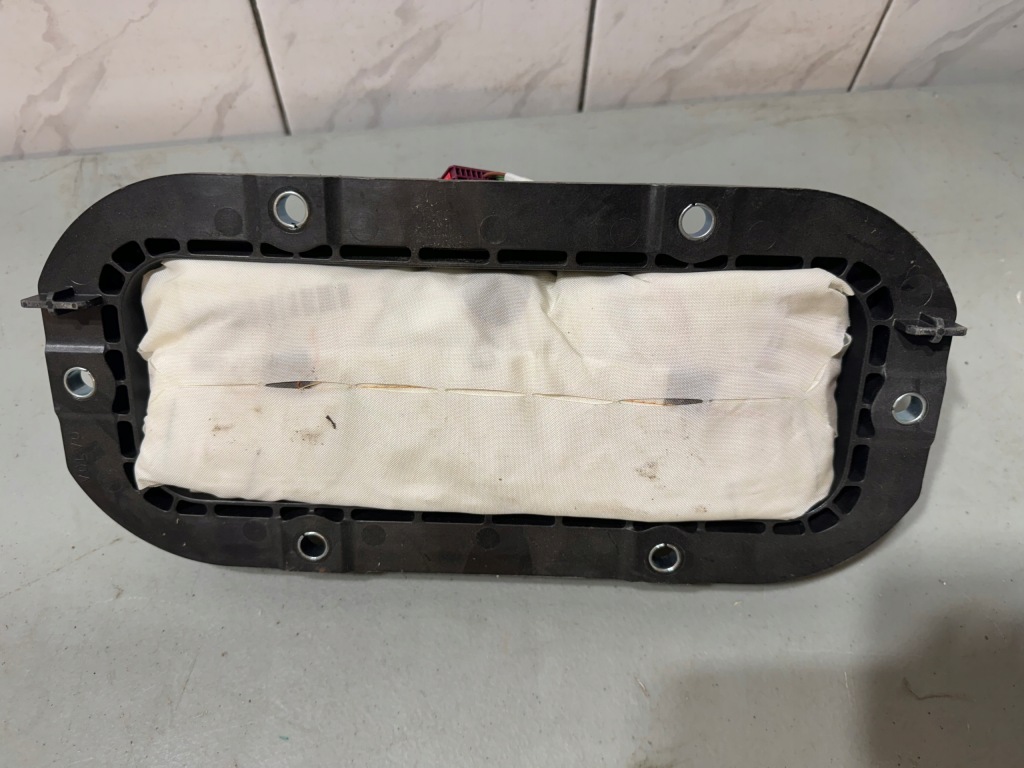 фото №1, Подушка подушка безопасности пассажира volvo s90 v90 31663065 оригинал