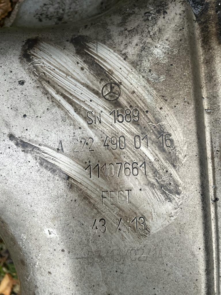 Гасник кінцевий середній mercedes w222 3.0 350 cdi a2224900116 a2224900036 в Україні