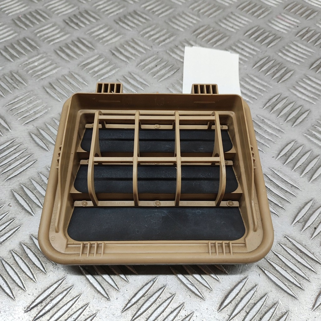 фото №5, Hyundai kona i 2024 решётка вентиляционная pod бампером задним