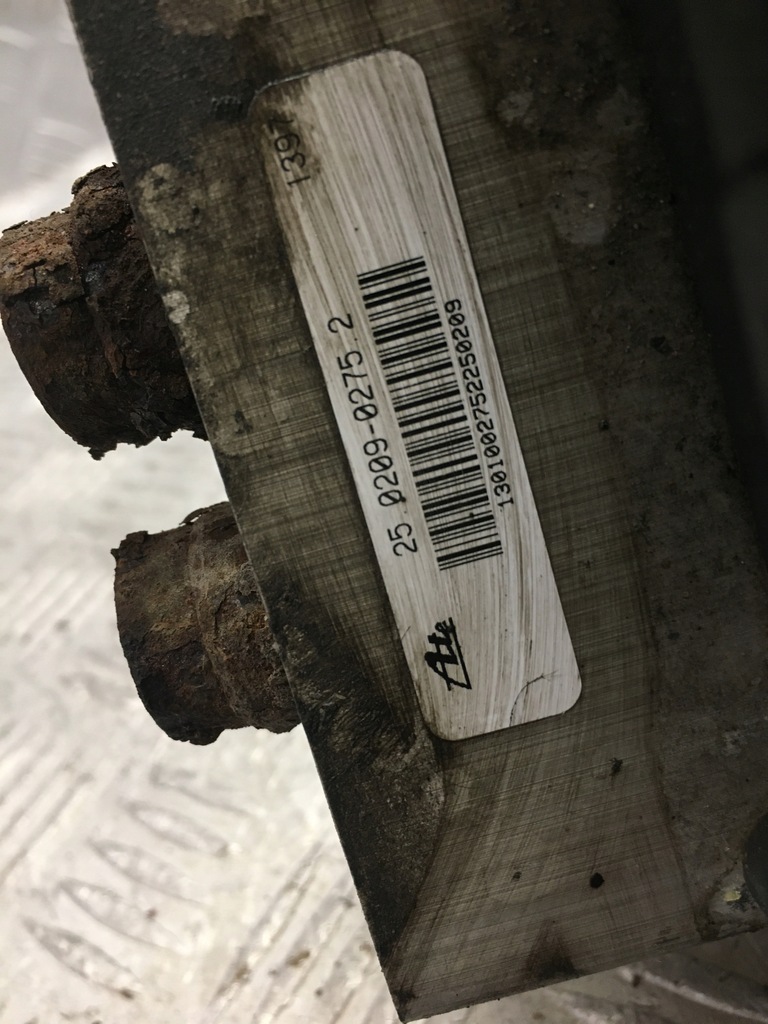 фото №6, Voyager iii 3.3 v6 насос abs