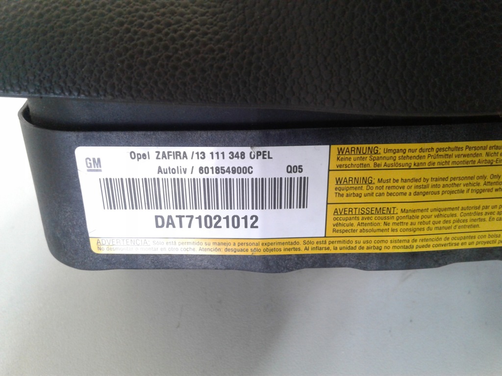 фото №14, Консоль натяжители датчик opel zafira b 1,9 cdti