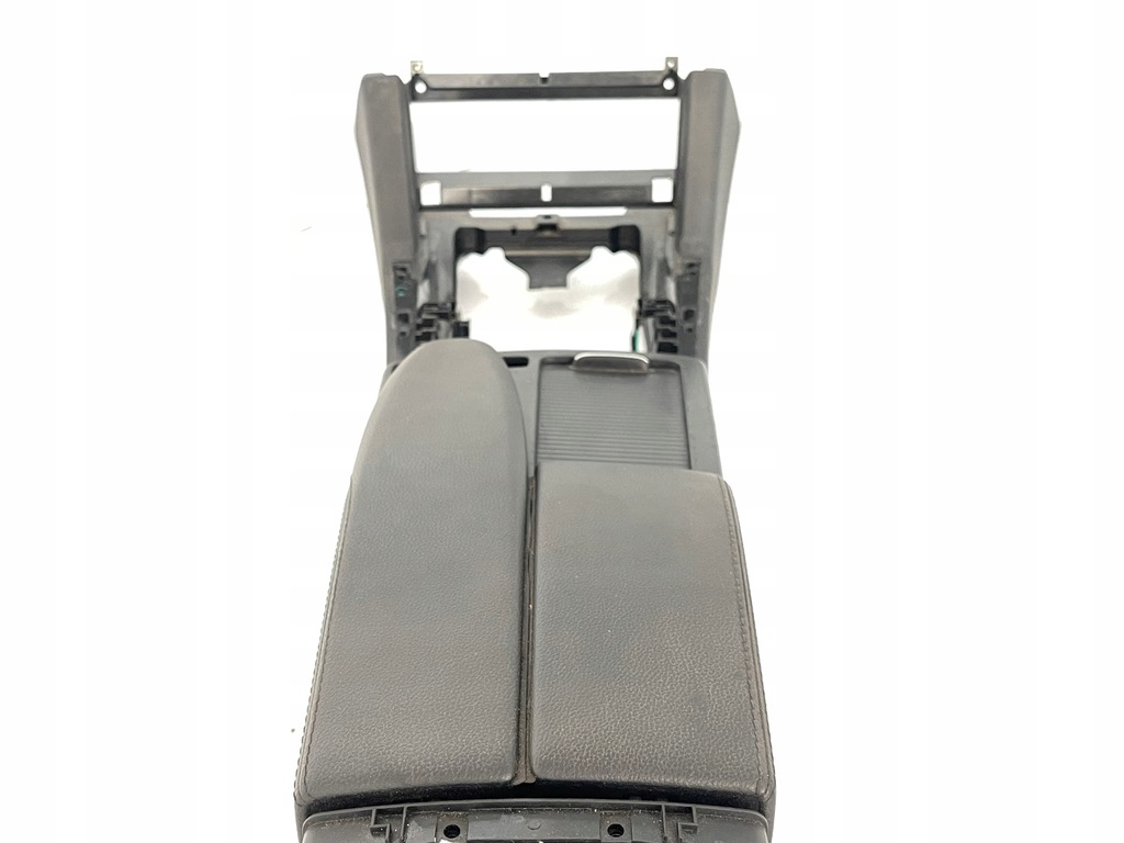 фото №8, Подлокотник туннель средний mercedes w212 sedan europa