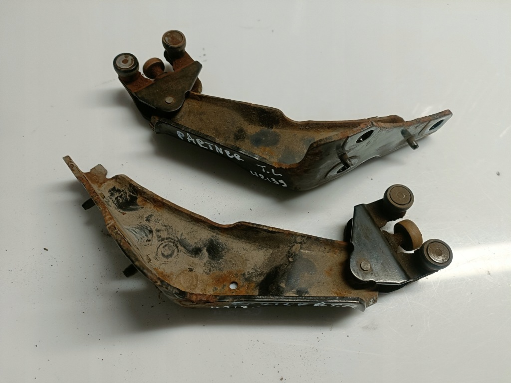 фото №1, 2015 peugeot partner подрамник нижний дверь раздвижных 9680486680j