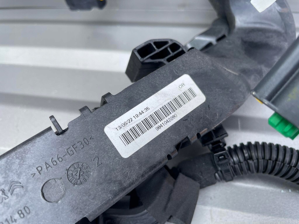 фото №5, Opel corsa f электропроводка двигателя 9841042280