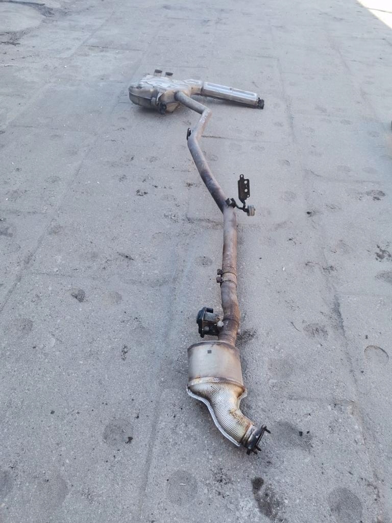 фото №1, Idealny kpl. гасник вихлоп audi a6 c8 2.0tdi 1