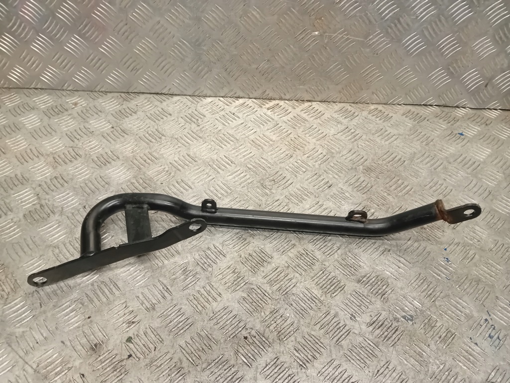 фото №1, Aud a3 8v sportback кронштейн підвіска 5q0814441