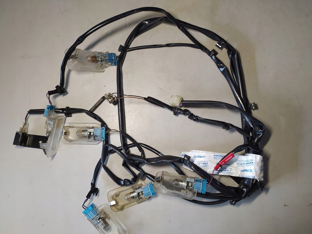 фото №1, Scania r420 електропроводка освітлення бардачків ліхтарі