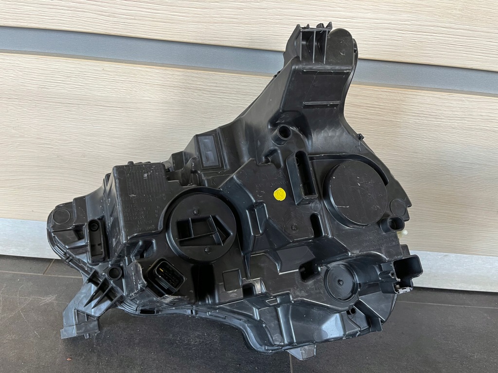 фото №11, Лампа правая передняя citroen c4 iii 3 full led