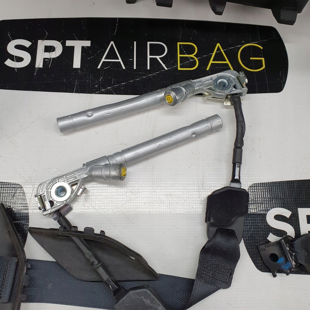 фото №11, Clio v 5 панель приладів консоль м'яка подушки безпеки ремені подушка безпеки набір