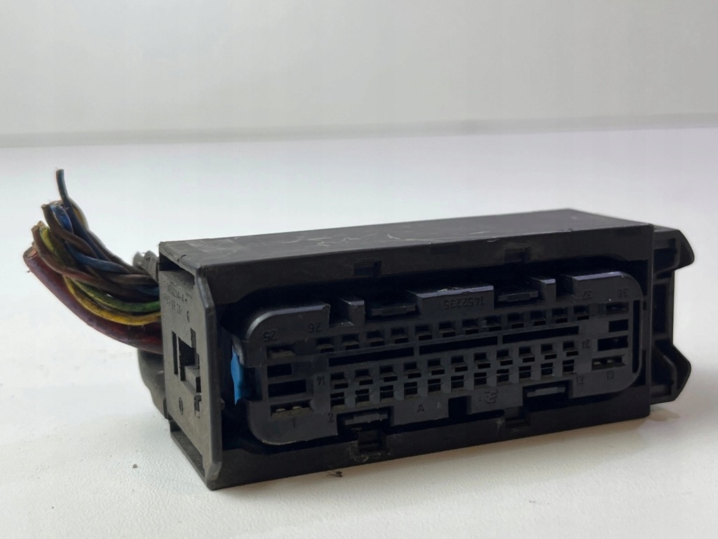 Штекер колодка насоса abs mini r55 r56 в Украине