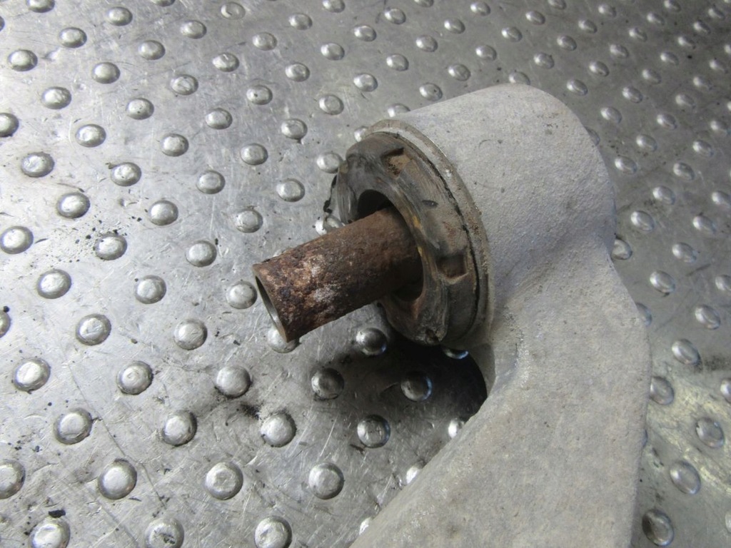 фото №6, Lincoln navigator ii 2004 рычаг задняя