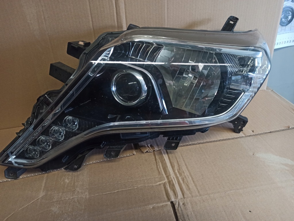 Купити Фара перед сторона ліва toyota land cruiser j150 60196