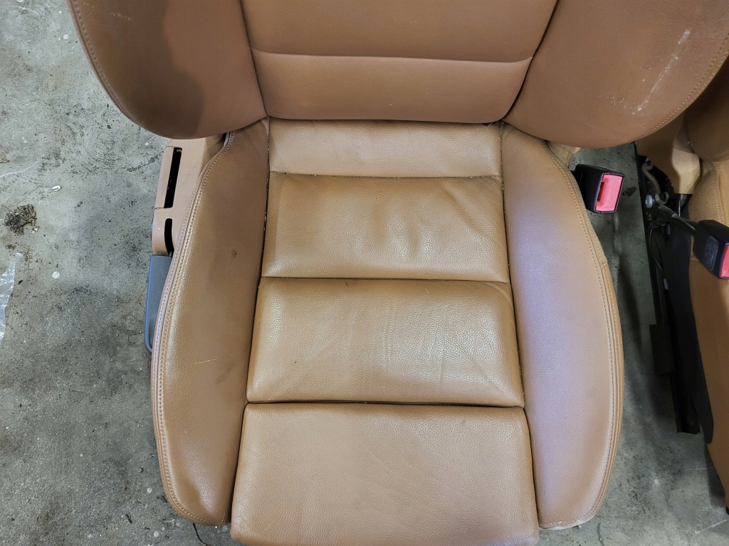 фото №7, Audi a6 c6 kombi сиденья комплект левый правый подогрев заднее сиденье кожаный кожа