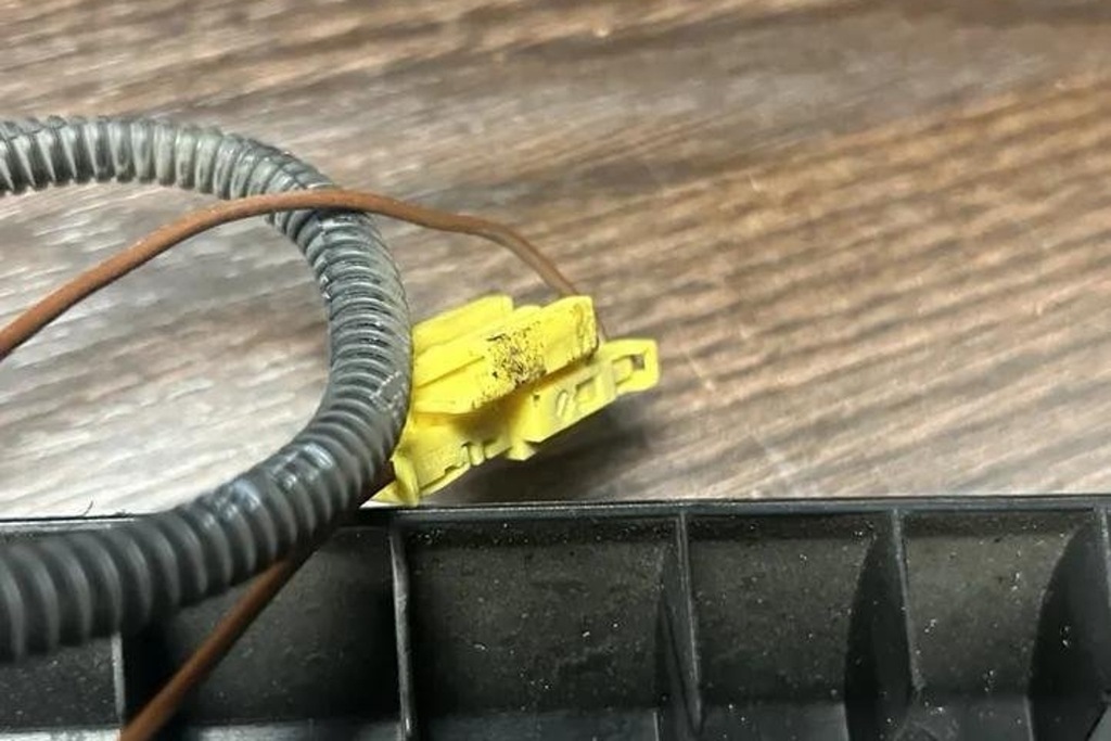 фото №9, Інше частини оздоблення vw crafter 30-50 flatbed 2f_ a9068600002 2.46l